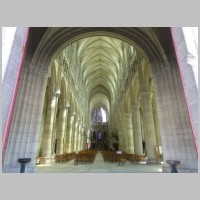 Soissons, photo Pierre Poschadel, Wikipedia, La nef et l'avant-nef de la cathédrale,3.jpg